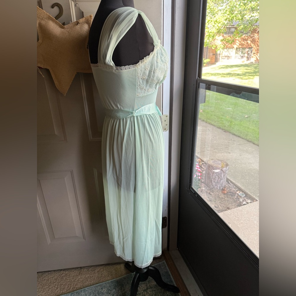 Vintage 50/60s Corsage sea foam sheer pixie two piece peignoir set, size medium - Picture 6 of 16